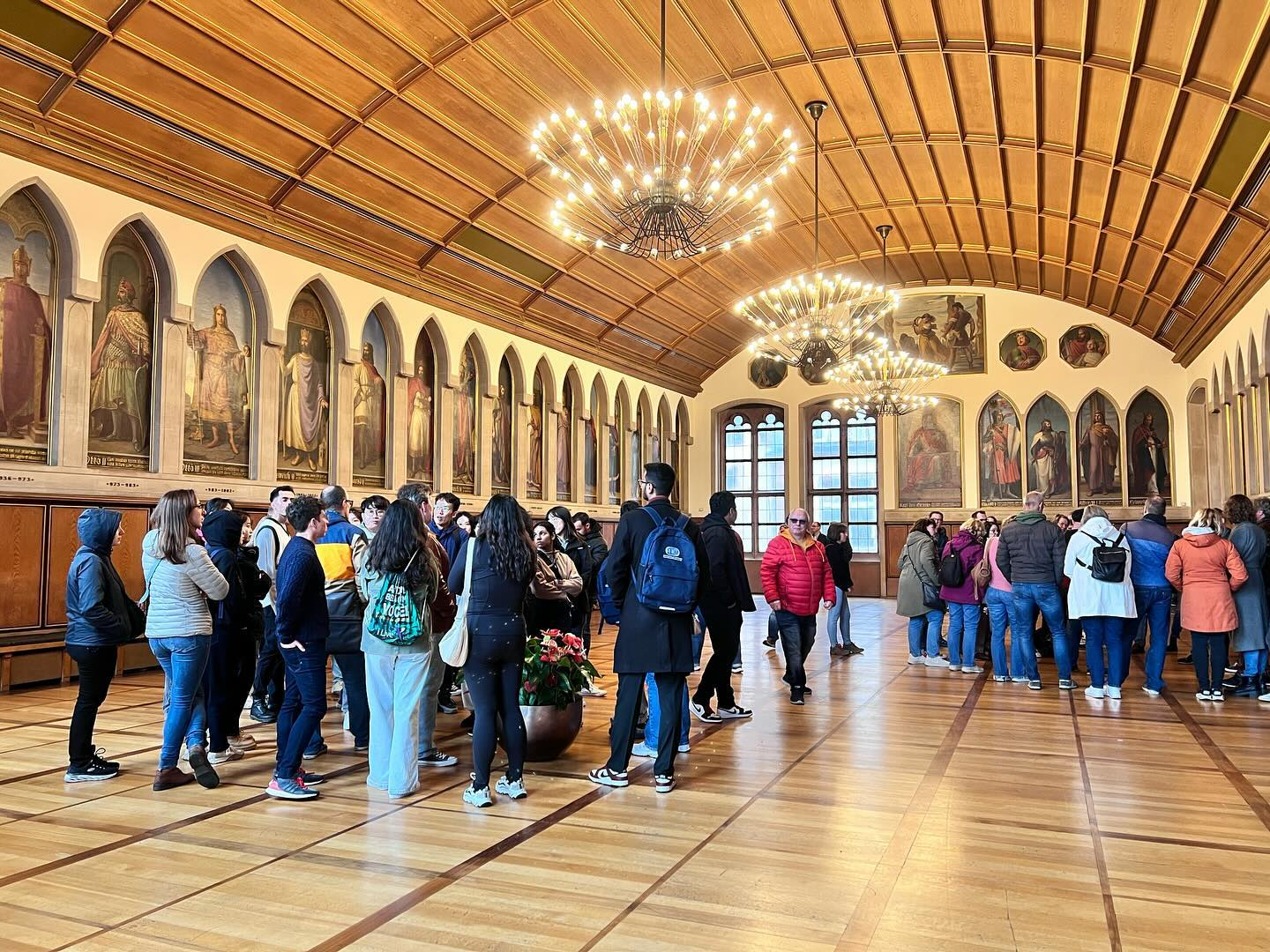 色花堂
参观活动.jpg